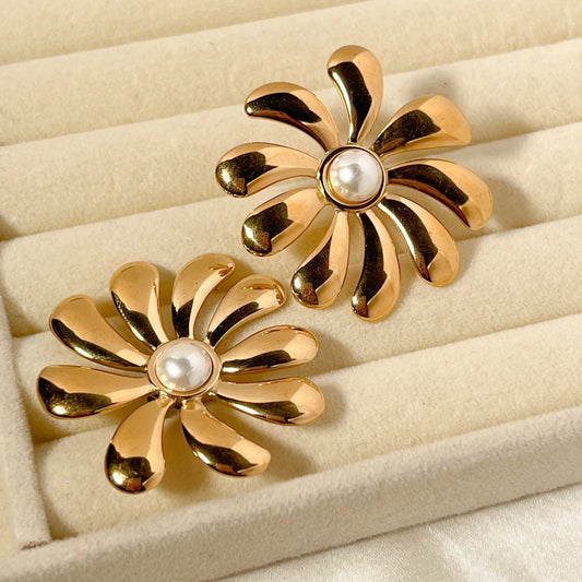 Aurelia Bloom Earrings - 18K Gold Plated