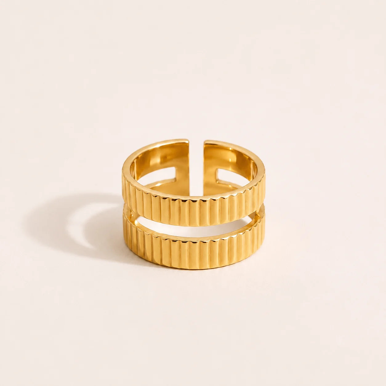 Alma Band Ring - 18K Gold Plated