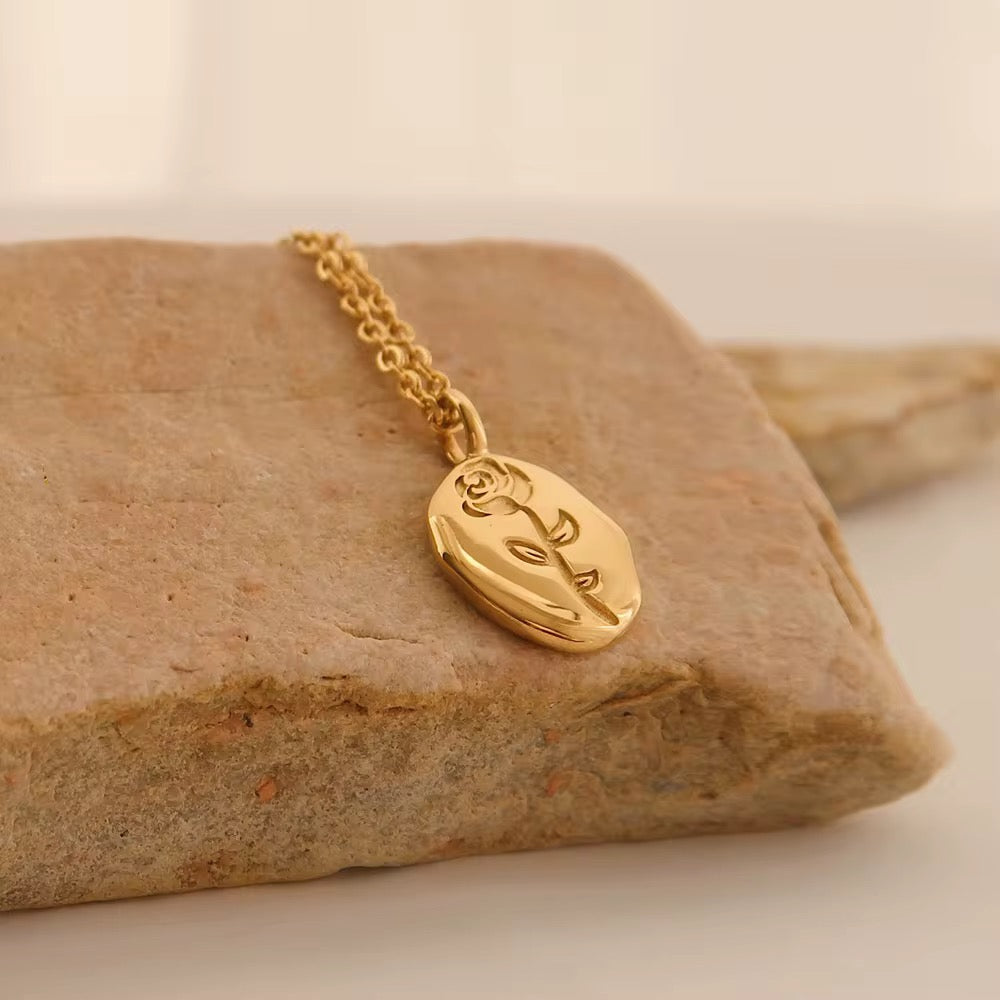 Roselle Pendant Necklace