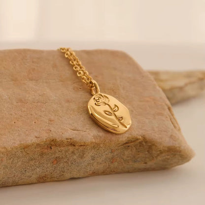 Roselle Pendant Necklace