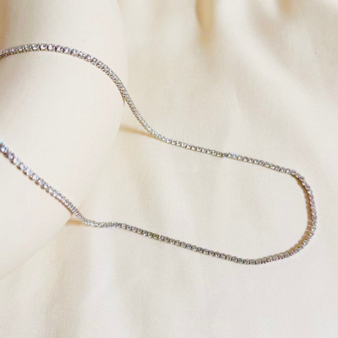 Eira Necklace