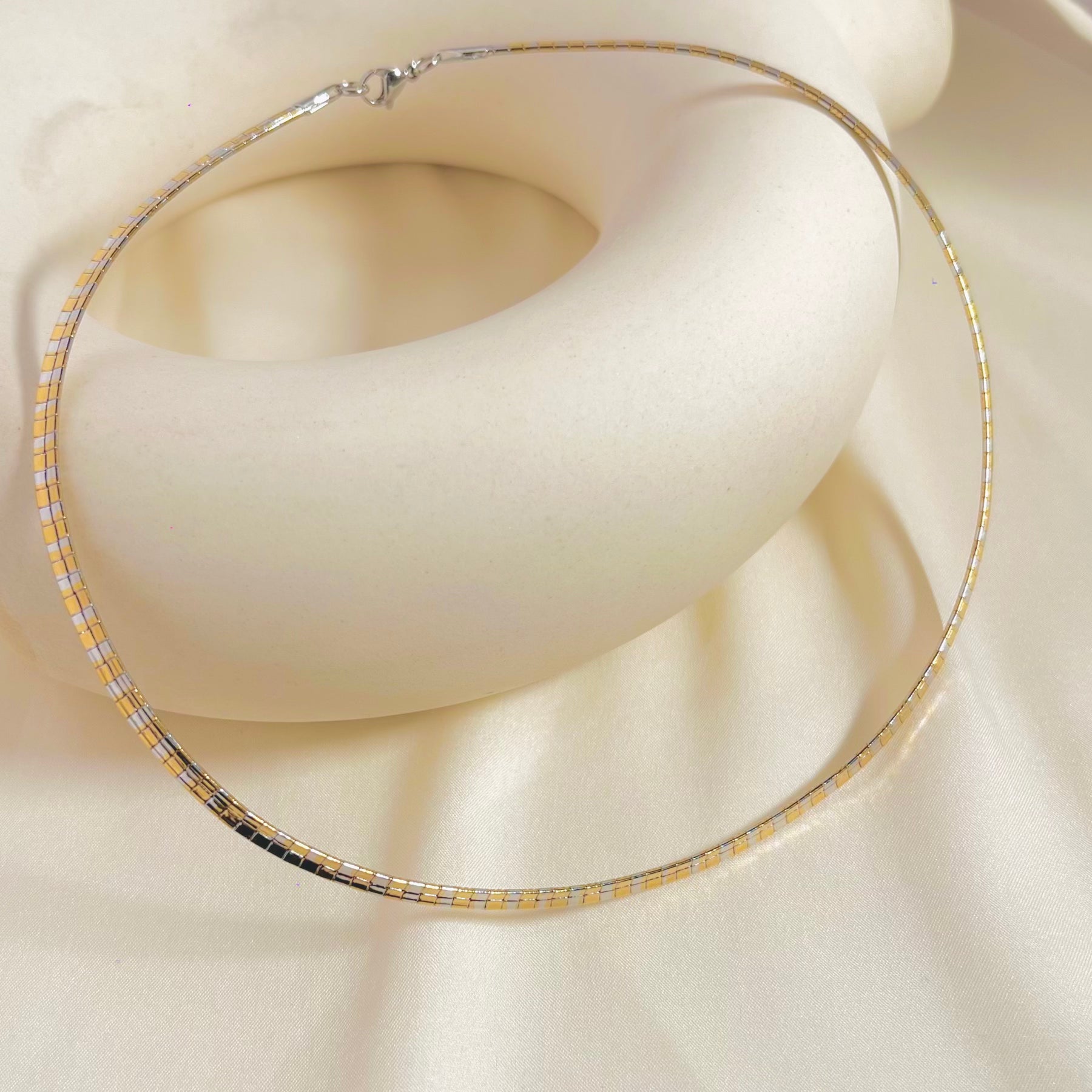 Cleo Necklace