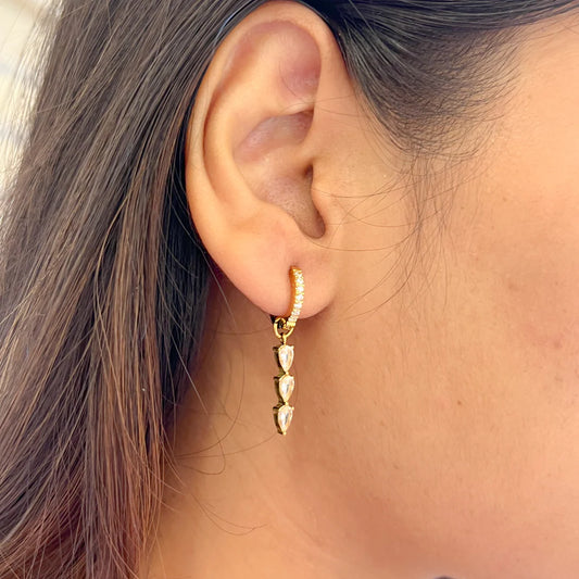 Crystal Curve Hoops Earrings - 18K Gold Plated