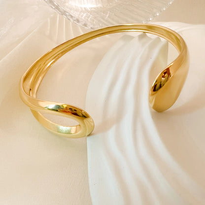 Amara Cuff - 18K Gold Plated