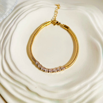 The Lume Luxe Bracelet - 18K Gold Plated