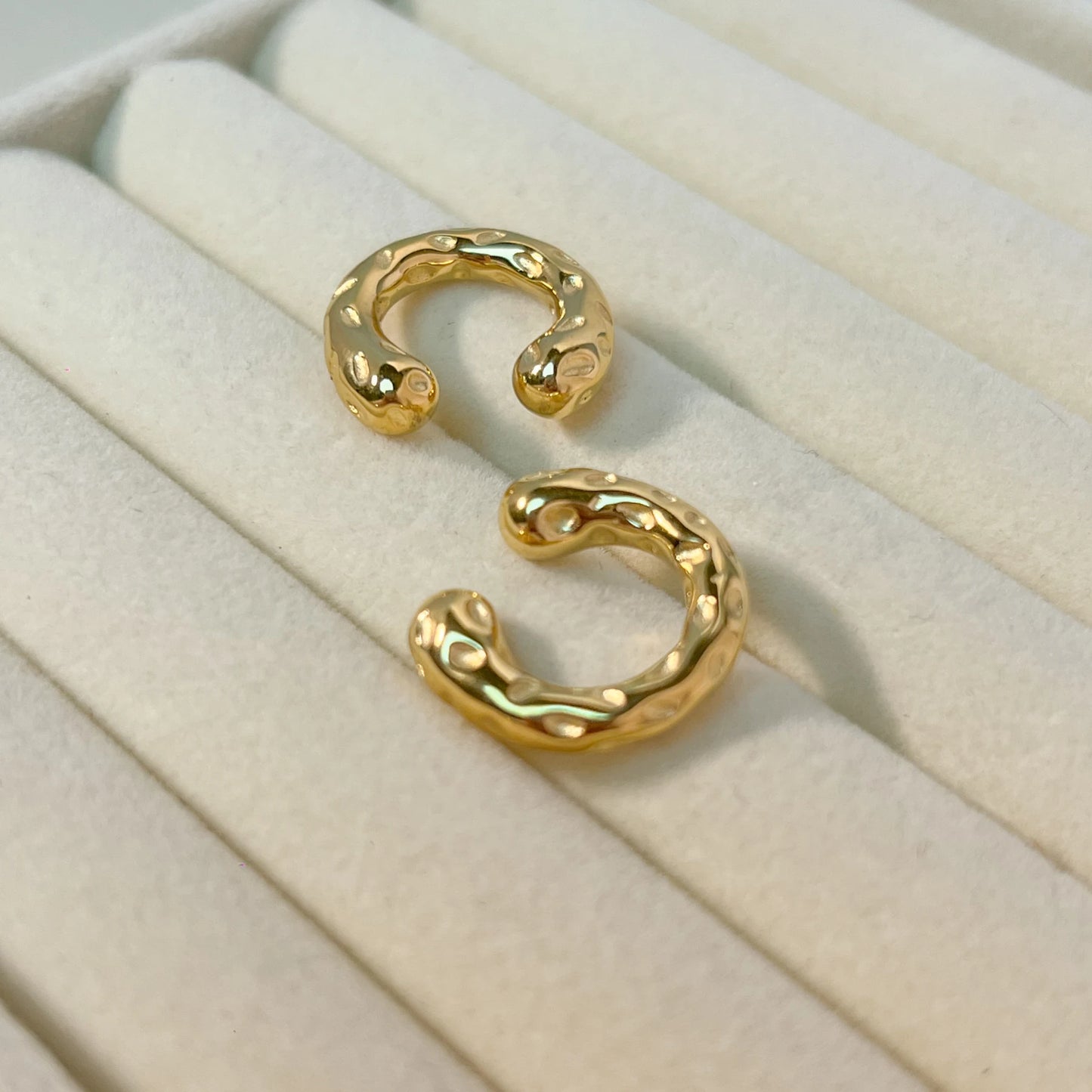 Celeste Ear Cuff - 18K Gold Plated