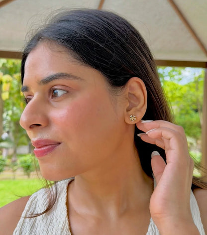 Glacia Studs